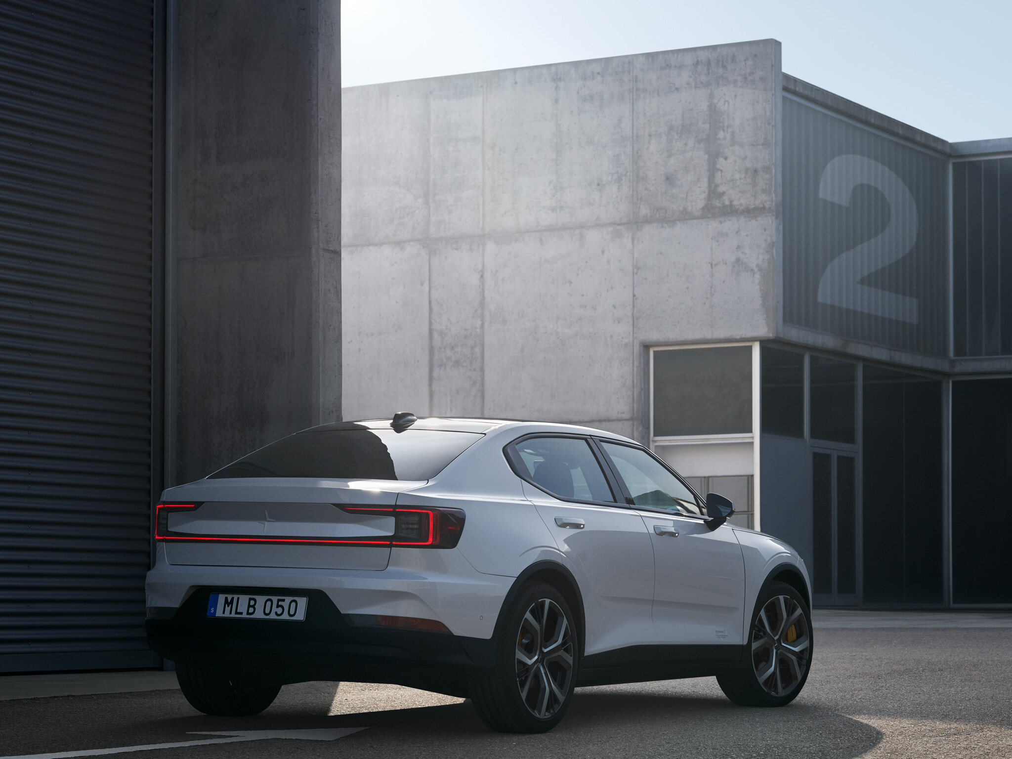 Polestar_2